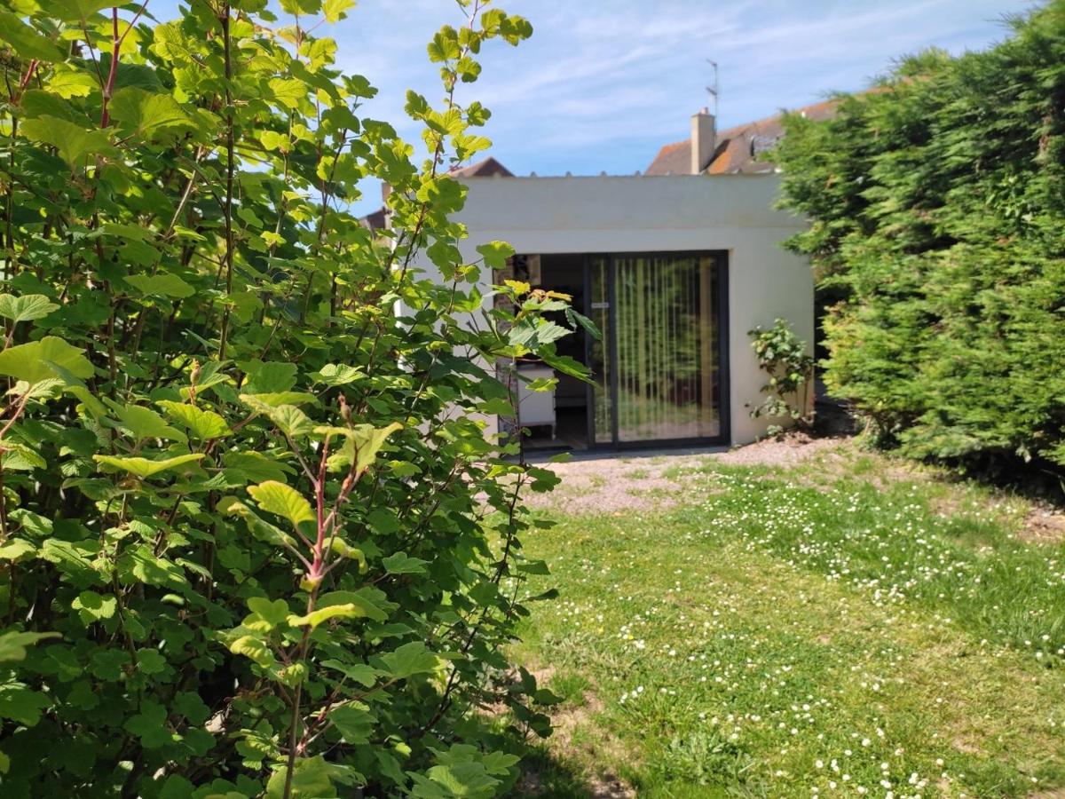 Chez Chon Et Jean-Marie Lägenhet Hermanville-sur-Mer Exteriör bild